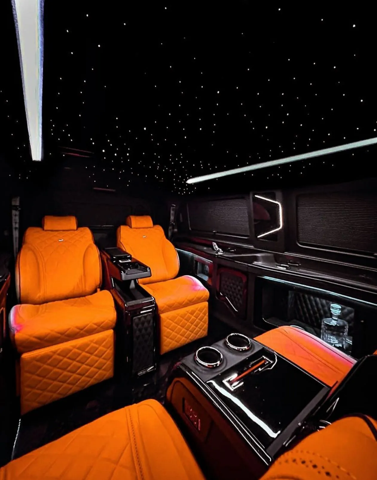 Zeus VIP Transfer vito iç mekan