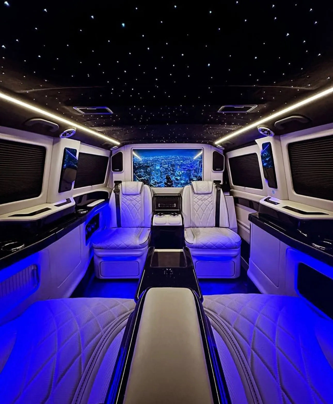 Zeus VIP Transfer vito iç mekan