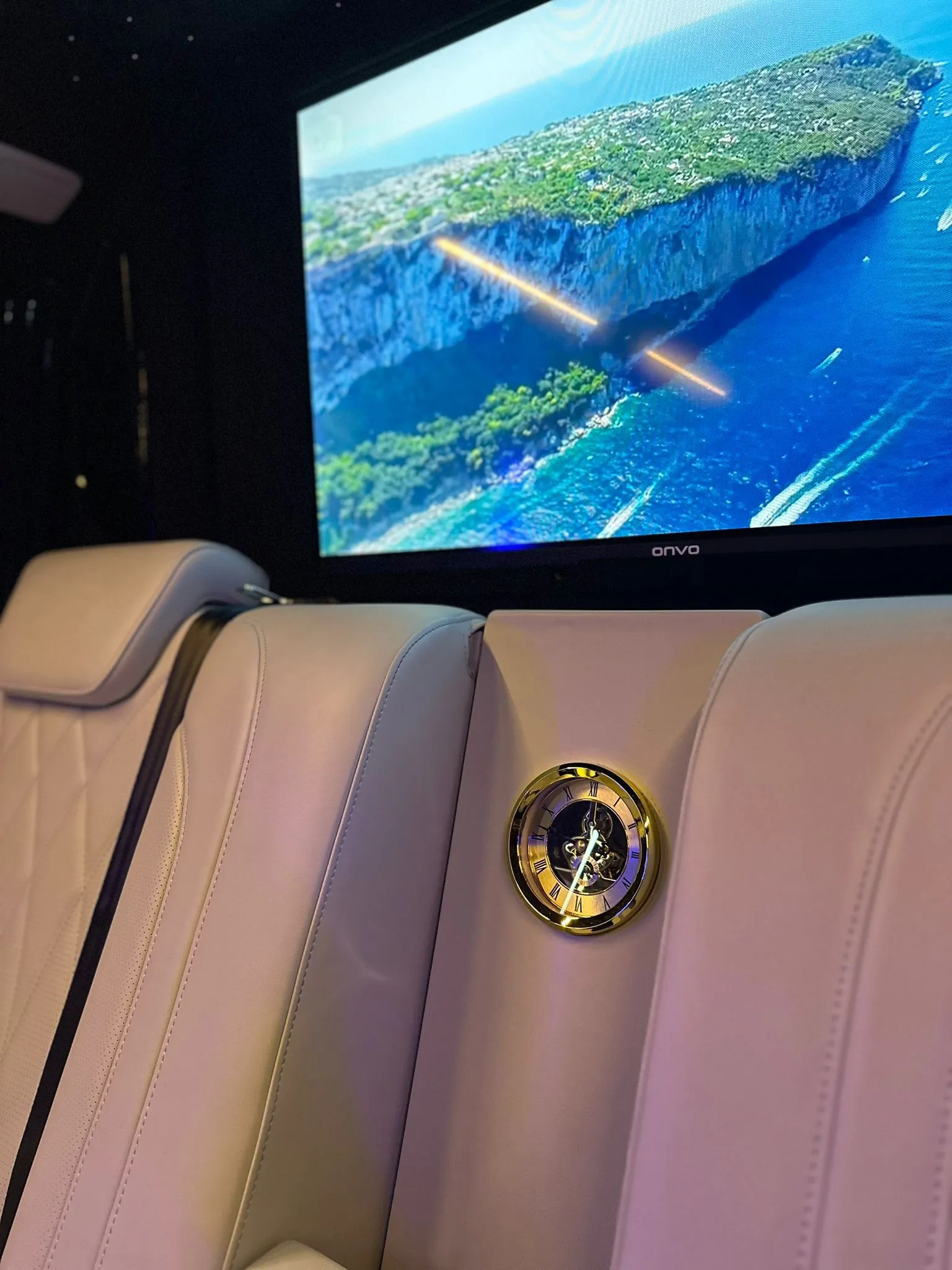 Zeus VIP Transfer vito iç mekan