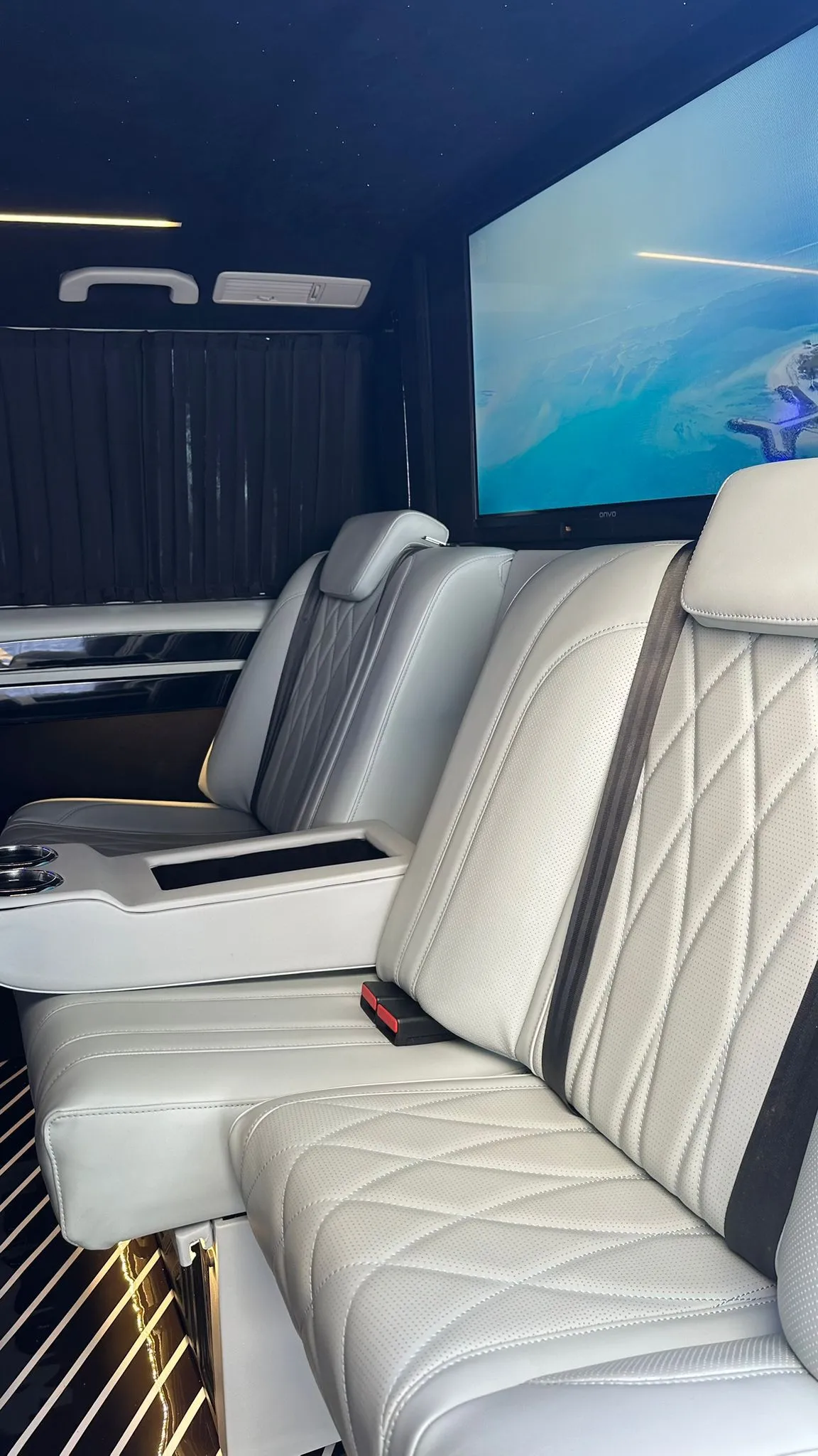 Zeus VIP Transfer vito iç mekan